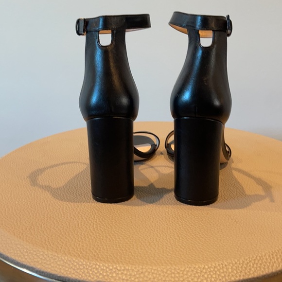 NEVER WORN Stuart Weitzman Black Heals - Picture 7 of 7